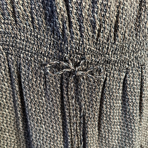 VINCE Silk Printed Shirt Dress Size: 2 - Picture 8 of 9